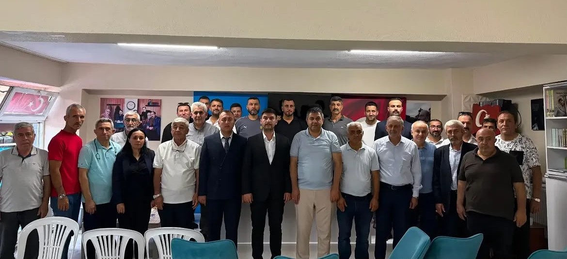 GEDİZ ÜLKÜ OCAKLARI BAŞKANLIĞINA BERKAY TÜRK ATANDI