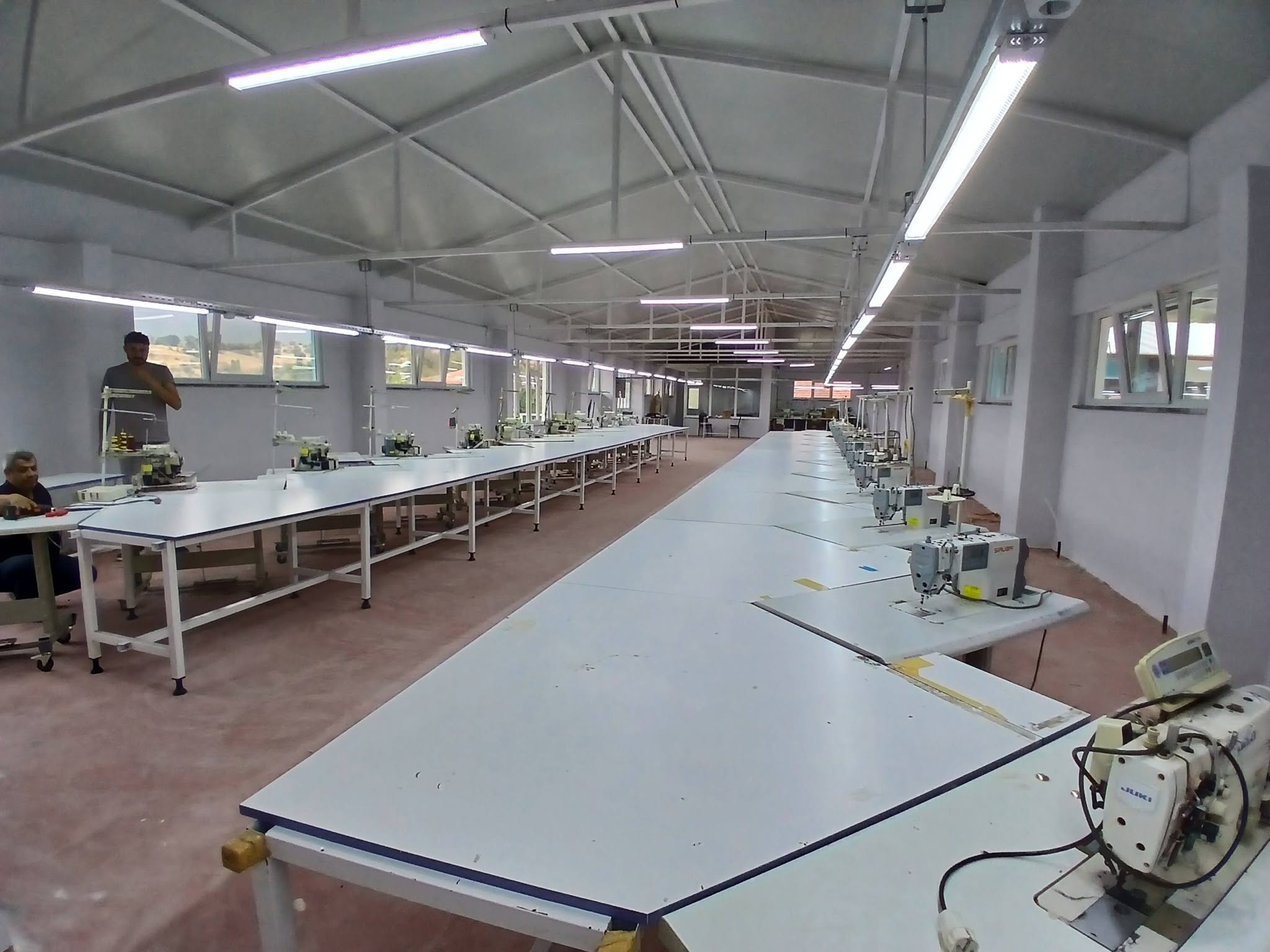 Gökler Beldesi’ne Yeni İstihdam Kapısı: Tekstil Fabrikasında Üretim Başlıyor!