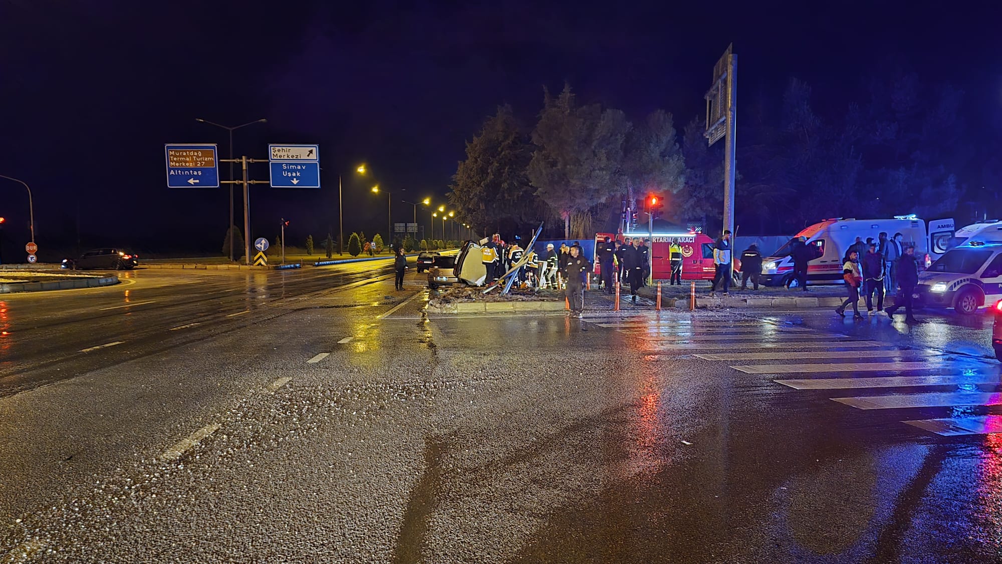 Gediz Jandarma kavşağında 9 yılda basına yansıyan kazalarda 8 kişi öldü 53 kişi yaralandı.