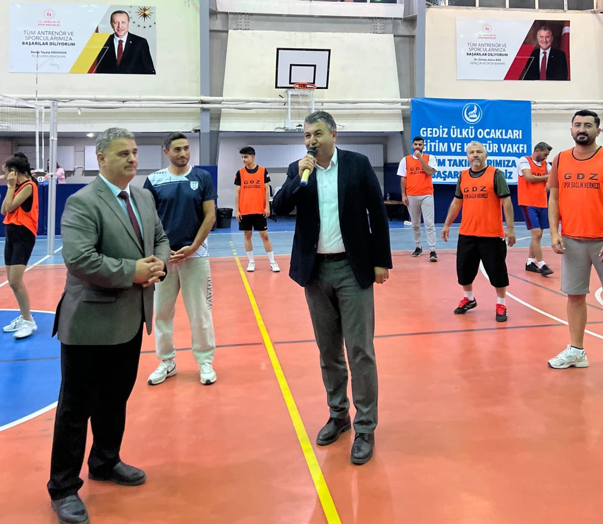 Gediz’de 29 Ekim Cumhuriyet Kupası Voleybol Turnuvası Heyecanı Başlıyor!
